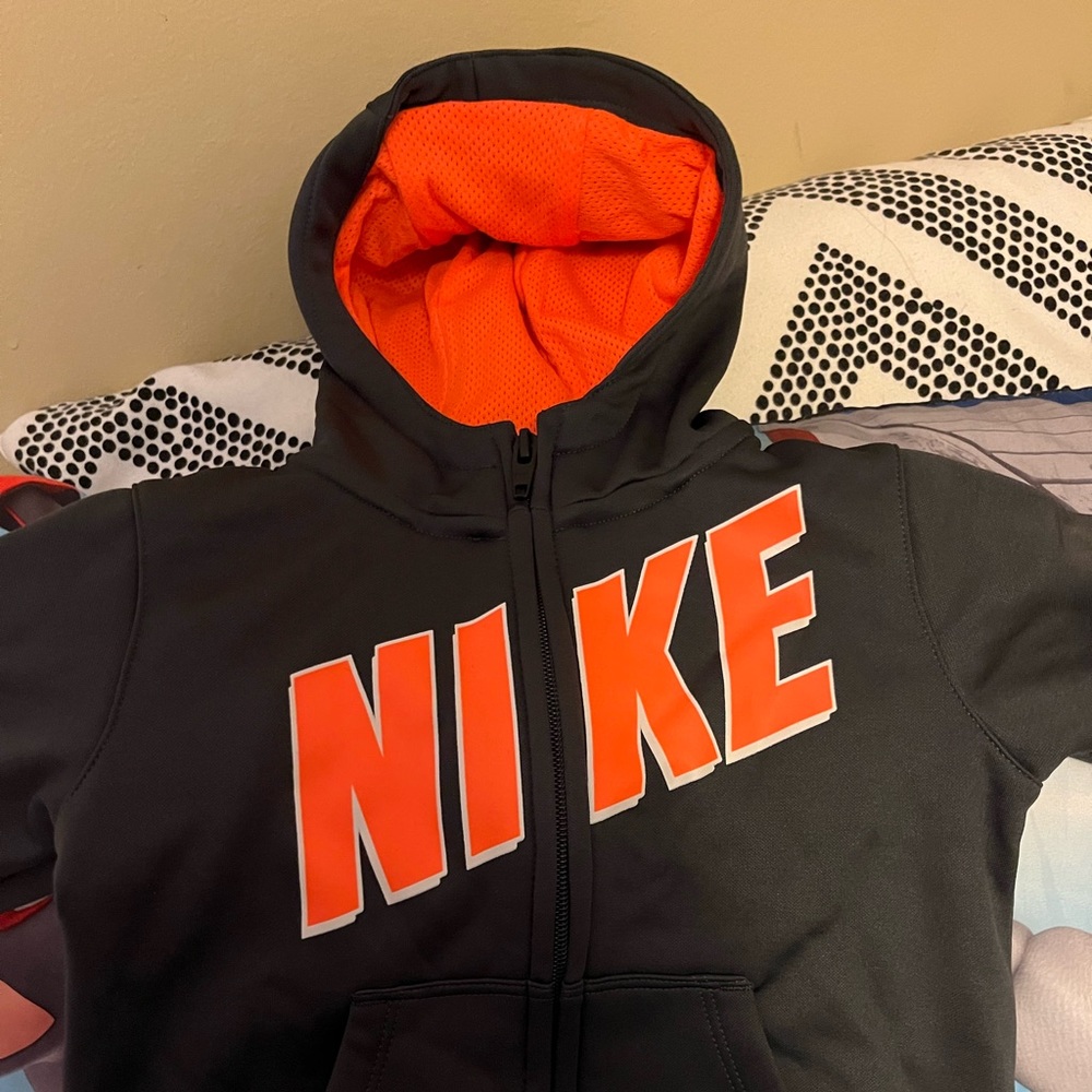 Nike zip up and pants 18 months